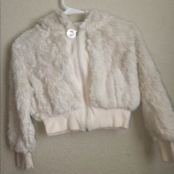 Fluffy croped jacket - Picture 1 of 1